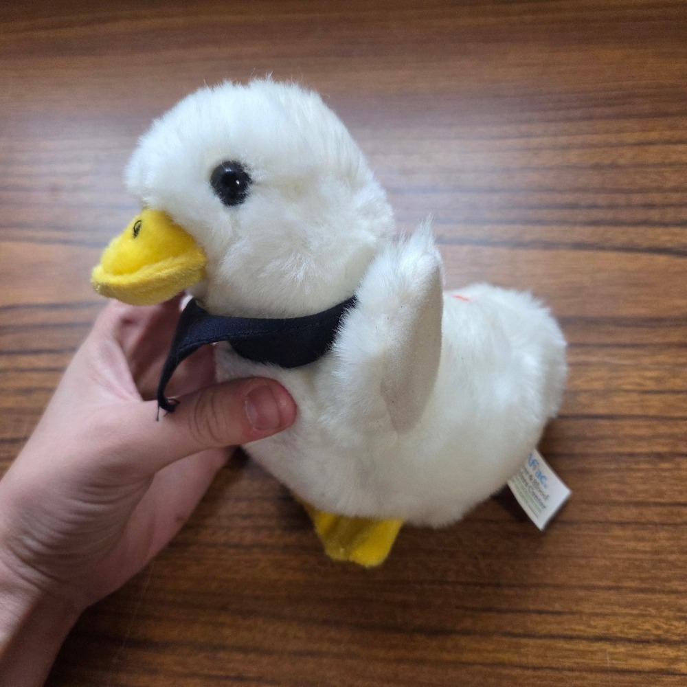 Aflac Talking Plush Duck Mascot Promotional Stuffed Animal Quacks White 6 inch